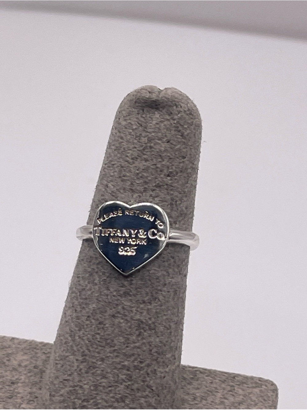 Tiffany & Co. Sterling Silver Heart Ring - Picture 7 of 8